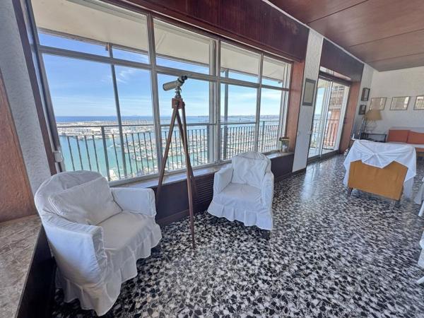 Venta de piso en Piso en Calle José Martínez Ruiz Azorín, Centro - Muelle Pesquero, Torrevieja, Torrevieja
 photo 3