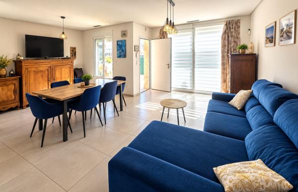 Chalet pareado en Cesar Mateo Cid, 21, Parque Acuático - Sector 25, Torrevieja photo 3