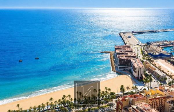 Sprzedaż mieszkania w Piso en Casco Histórico-Santa Cruz, Alicante / Alacant, Alicante / Alacant
thumbnail 3