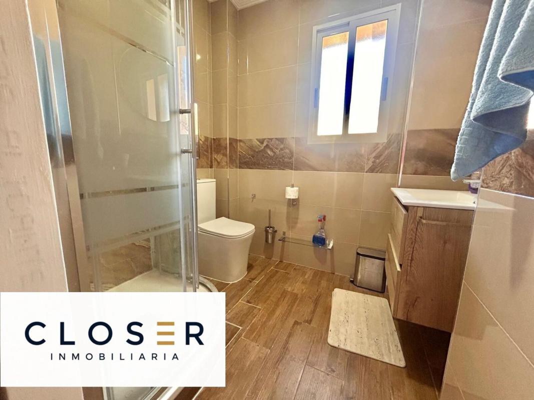 Продажа квартиры на Piso en Calle San Benito, Plà del Bon Repòs-La Goteta, Alicante / Alacant, Аликанте / Алакант
photo 5