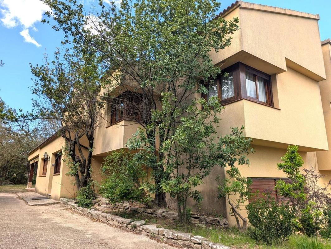 Недвижимость на продажу и в аренду в Испании photo 3