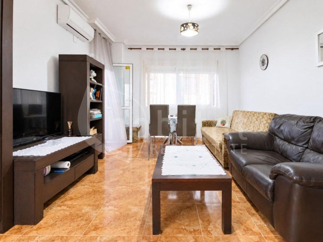 Sprzedaż mieszkania w Piso en Calle Miguel Hernández, 22, Los Montesinos, Los Montesinos
photo 1