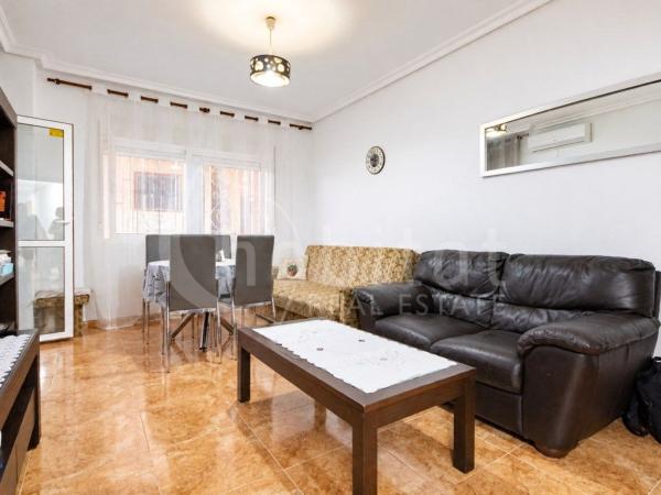 Venta de piso en Piso en Calle Miguel Hernández, 22, Los Montesinos, Los Montesinos
thumbnail 2