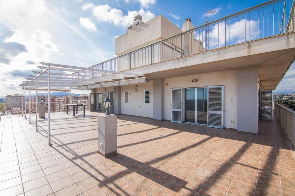 Penthouse sale in Ático en Calle Josefina Manresa, Zona Universidad, Elche / Elx, Elche / Elx photo 1
