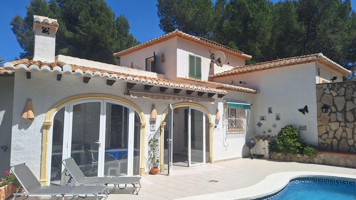 Properties for sale and rent in Spain photo 2