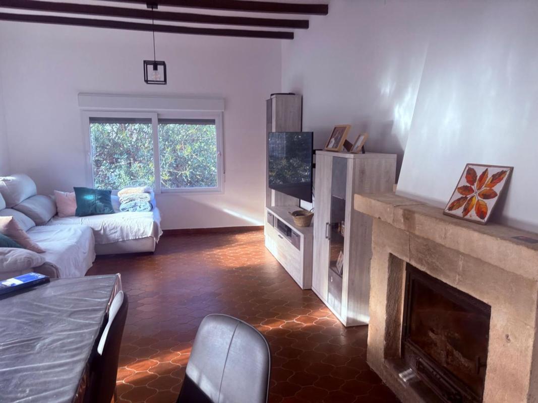 Properties for sale and rent in Spain photo 5