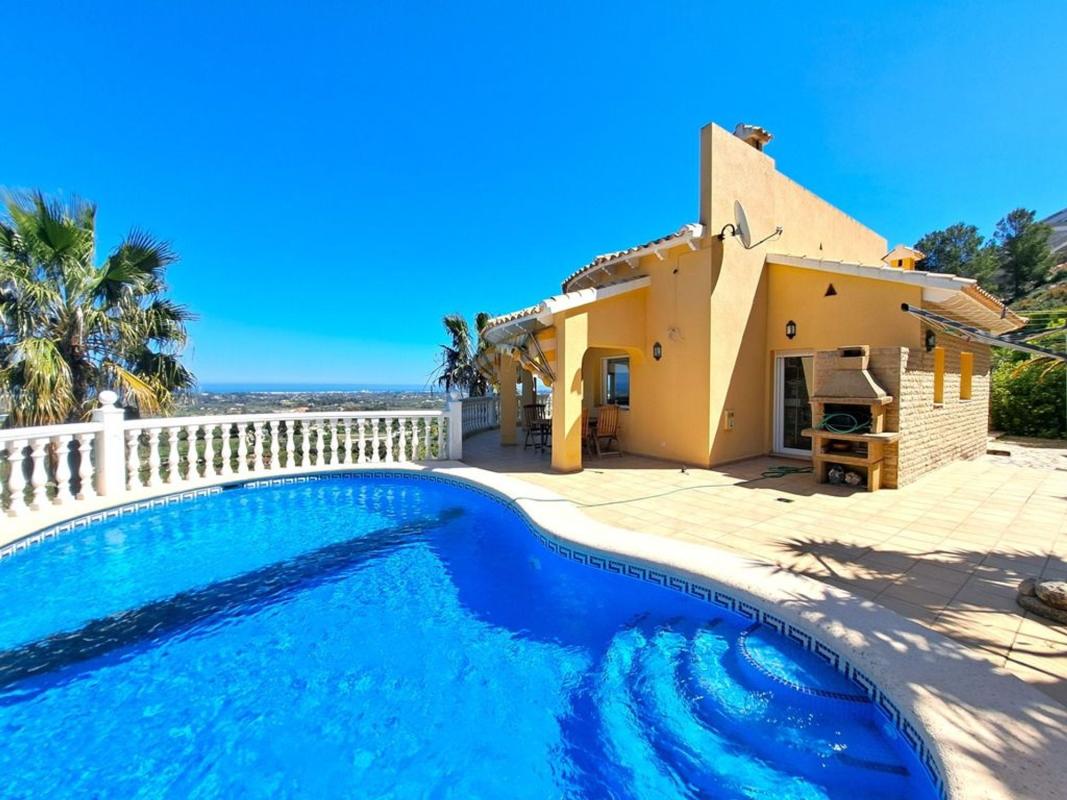 Properties for sale and rent in Spain photo 4