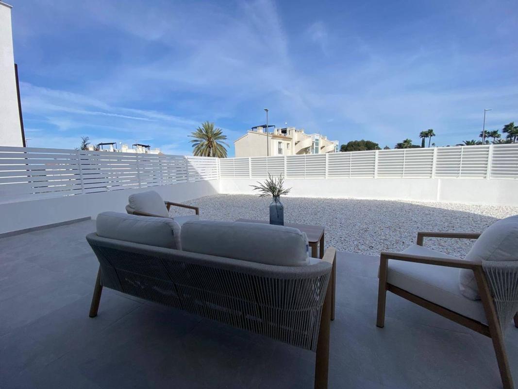 Properties for sale and rent in Spain photo 5