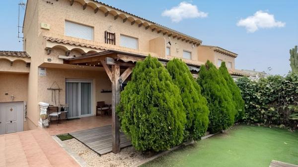 Chalet pareado en Calle Foia de Castalla, San Rafael - Nucia Park, La Nucia photo 1