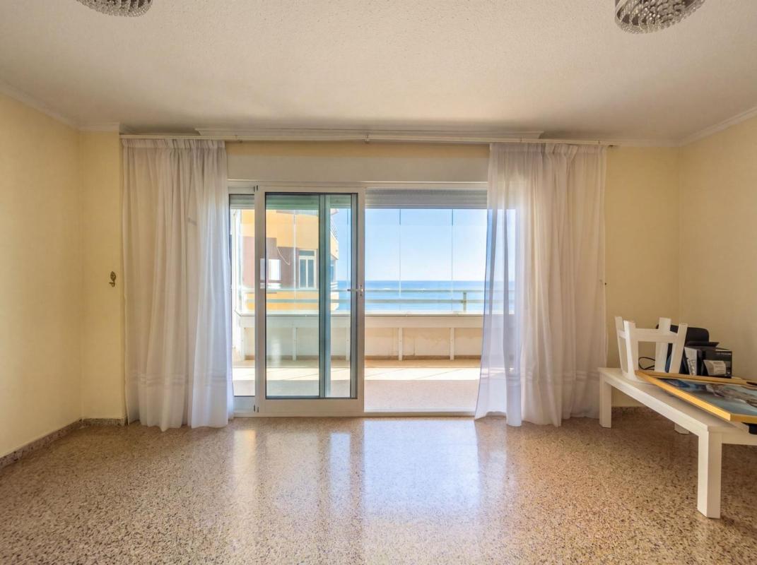 Продажа квартиры на Piso en Avenida Virgen del Carmen, Gaspar Perrelló, Torrevieja, Торревьеха
photo 5