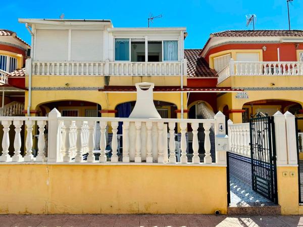 Chalet wolnostojący na sprzedaż w Casa o chalet en La Siesta - El Salado - Torreta, Torrevieja, Torrevieja thumbnail 2