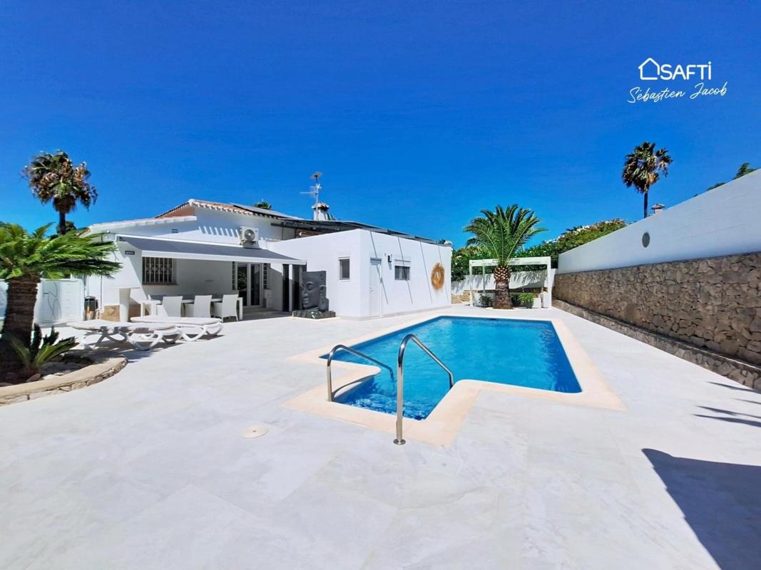 Properties for sale and rent in Spain photo 2