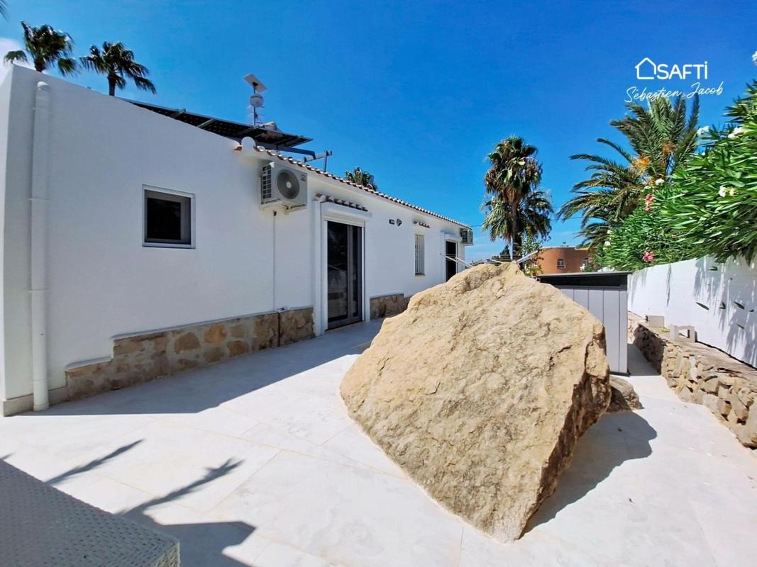 Properties for sale and rent in Spain photo 5