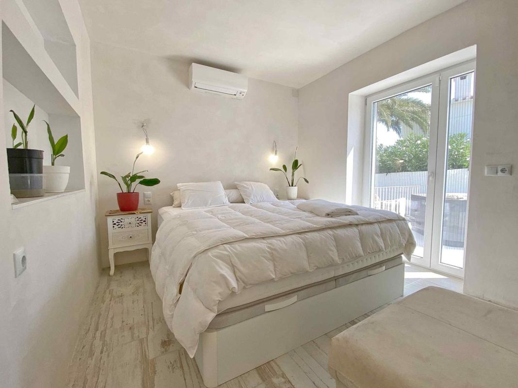 Properties for sale and rent in Spain photo 5