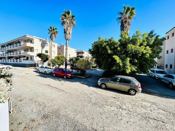 Квартира на продажу в Estudio en Avenida Robleda, 12, La Siesta - El Salado - Torreta, Torrevieja, Торревьеха thumbnail 3