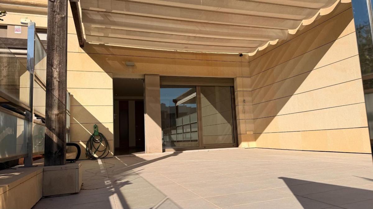 Propiedades en venta y alquiler en España photo 1