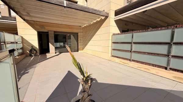 Chalet adosado en Arenales del Sol, Elche / Elx thumbnail 3