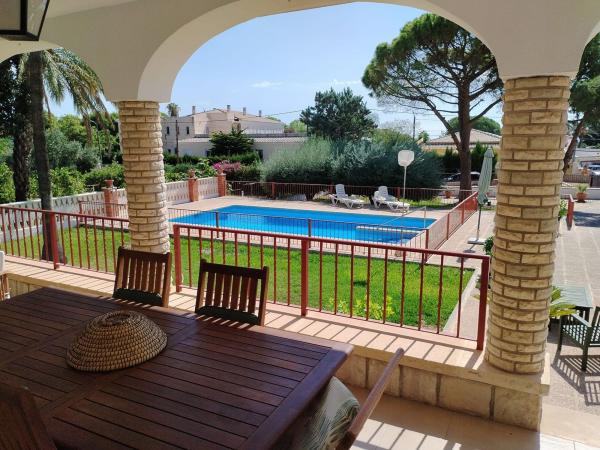 Casa o chalet independiente en Calle Francisco Bernabéu Pen, Villamontes-Boqueres, San Vicente del Raspeig photo 1