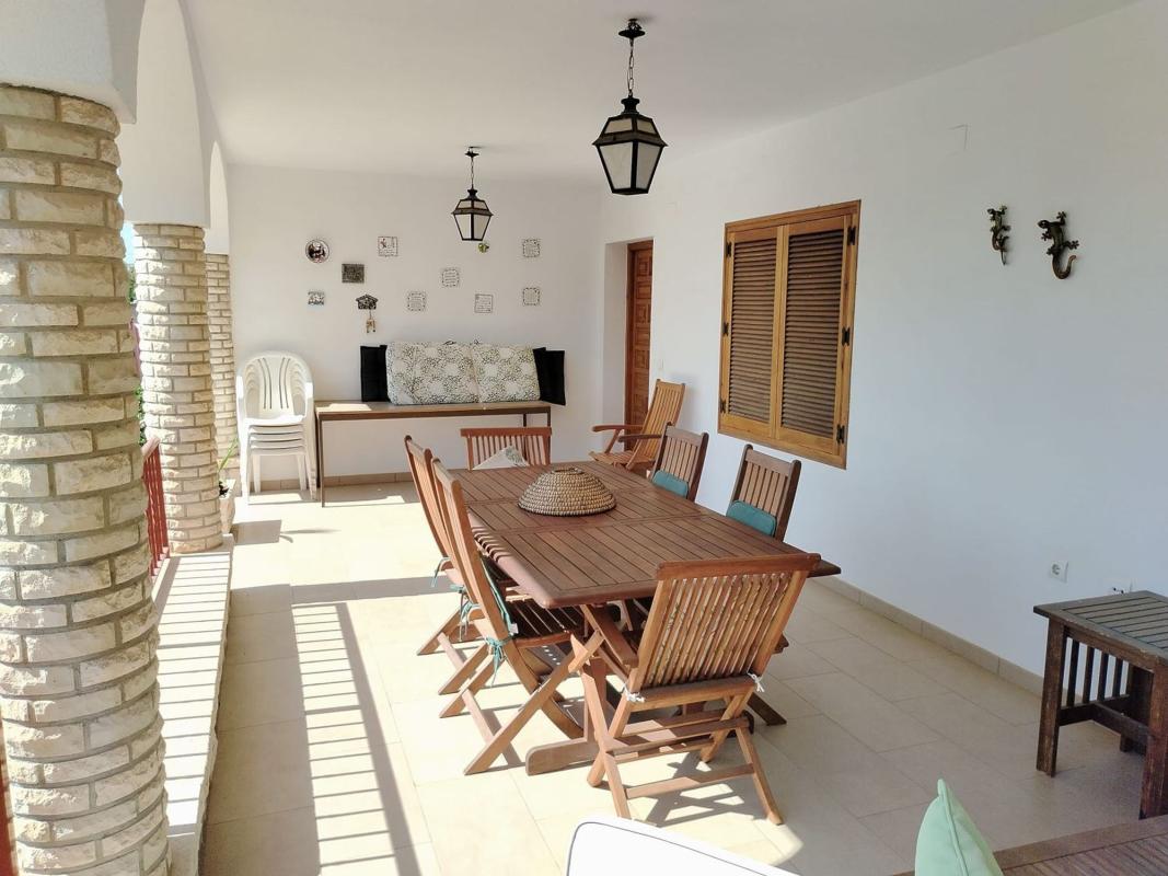 Properties for sale and rent in Spain photo 3