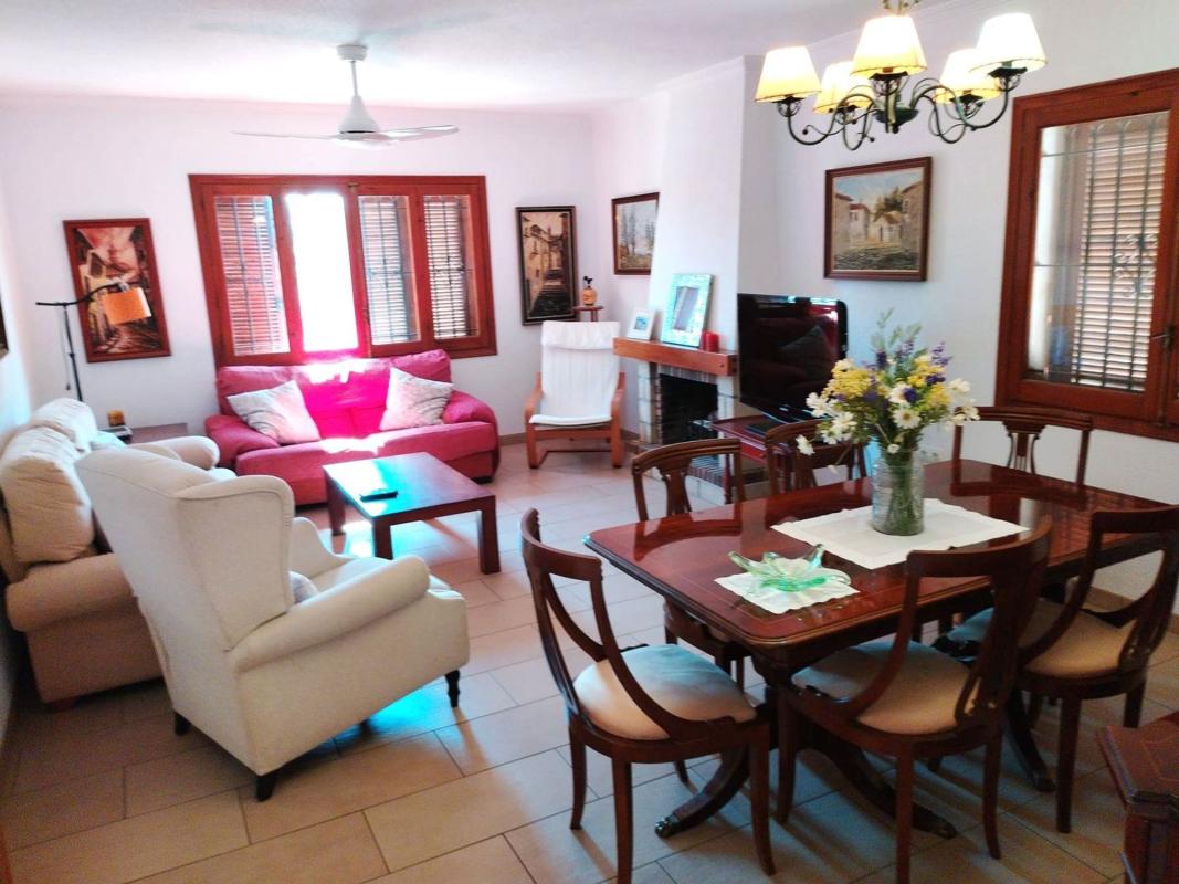 Properties for sale and rent in Spain photo 5
