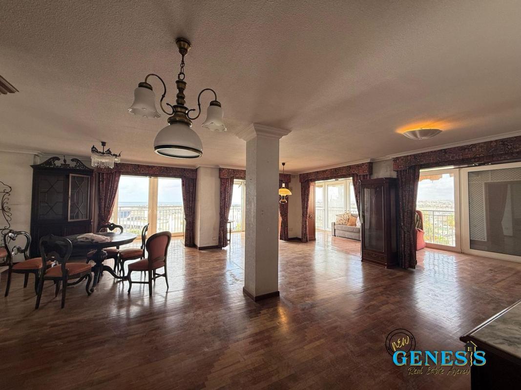 Venta de piso en Piso en Capdepont, 1, Centro - Muelle Pesquero, Torrevieja, Torrevieja
photo 3