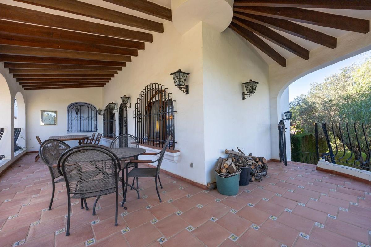 Properties for sale and rent in Spain photo 2