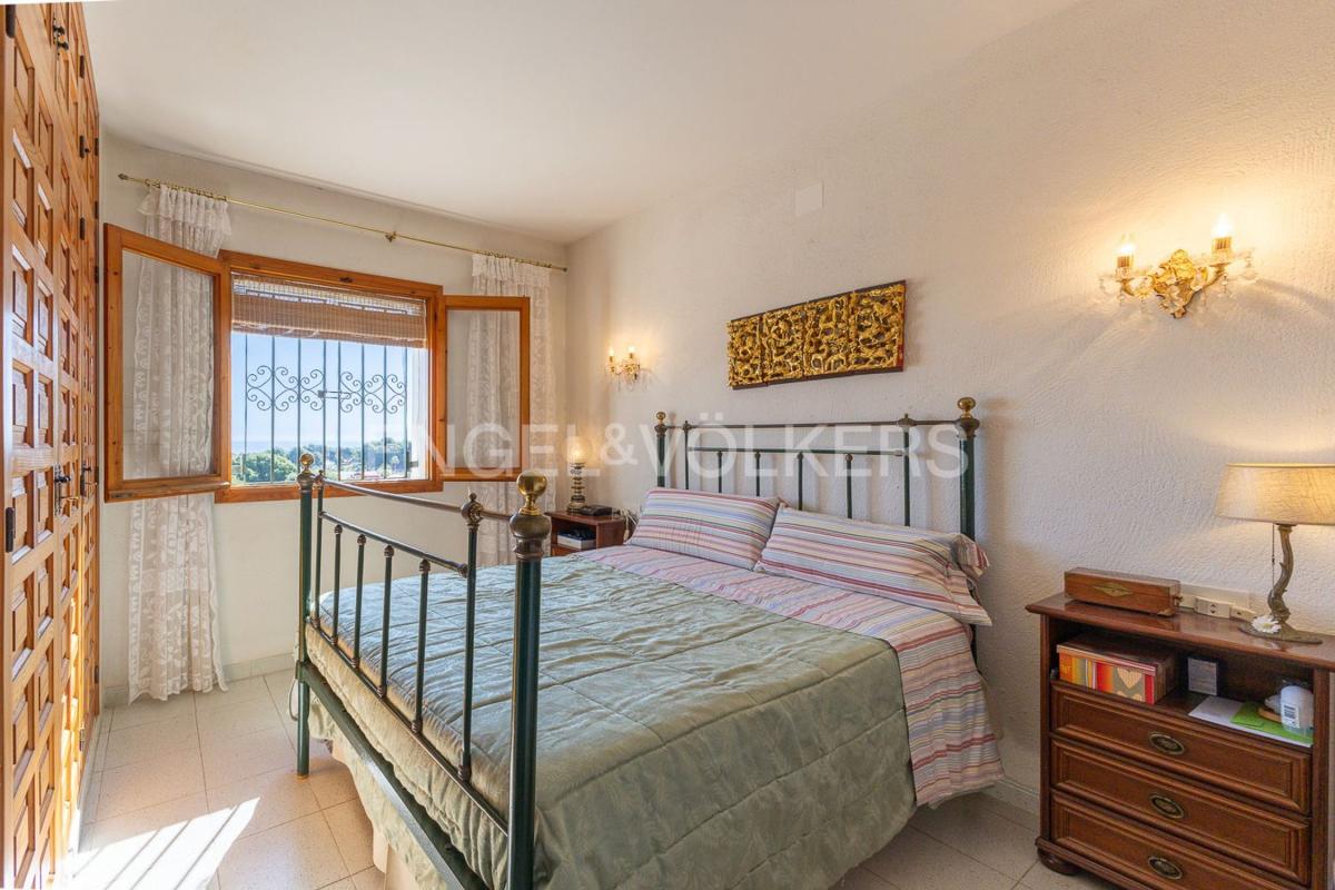Properties for sale and rent in Spain photo 5