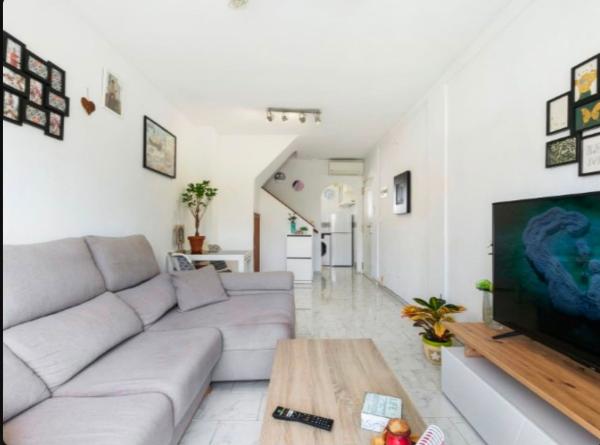 Duplex na sprzedaż w Dúplex en Plaza de Europa, 1, Nueva Torrevieja, Torrevieja, Torrevieja thumbnail 2