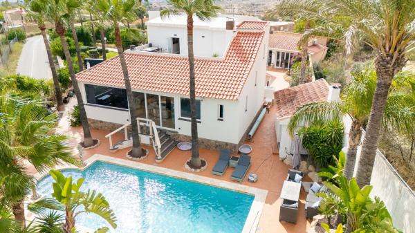 Casa o chalet independiente en Avenida del Pla Olivera, Villamontes-Boqueres, San Vicente del Raspeig photo 1