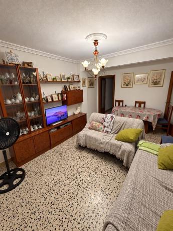 Sale of flat in Piso en Calle de Donoso Cortés, Carolinas Bajas, Alicante / Alacant, Alicante
thumbnail 3
