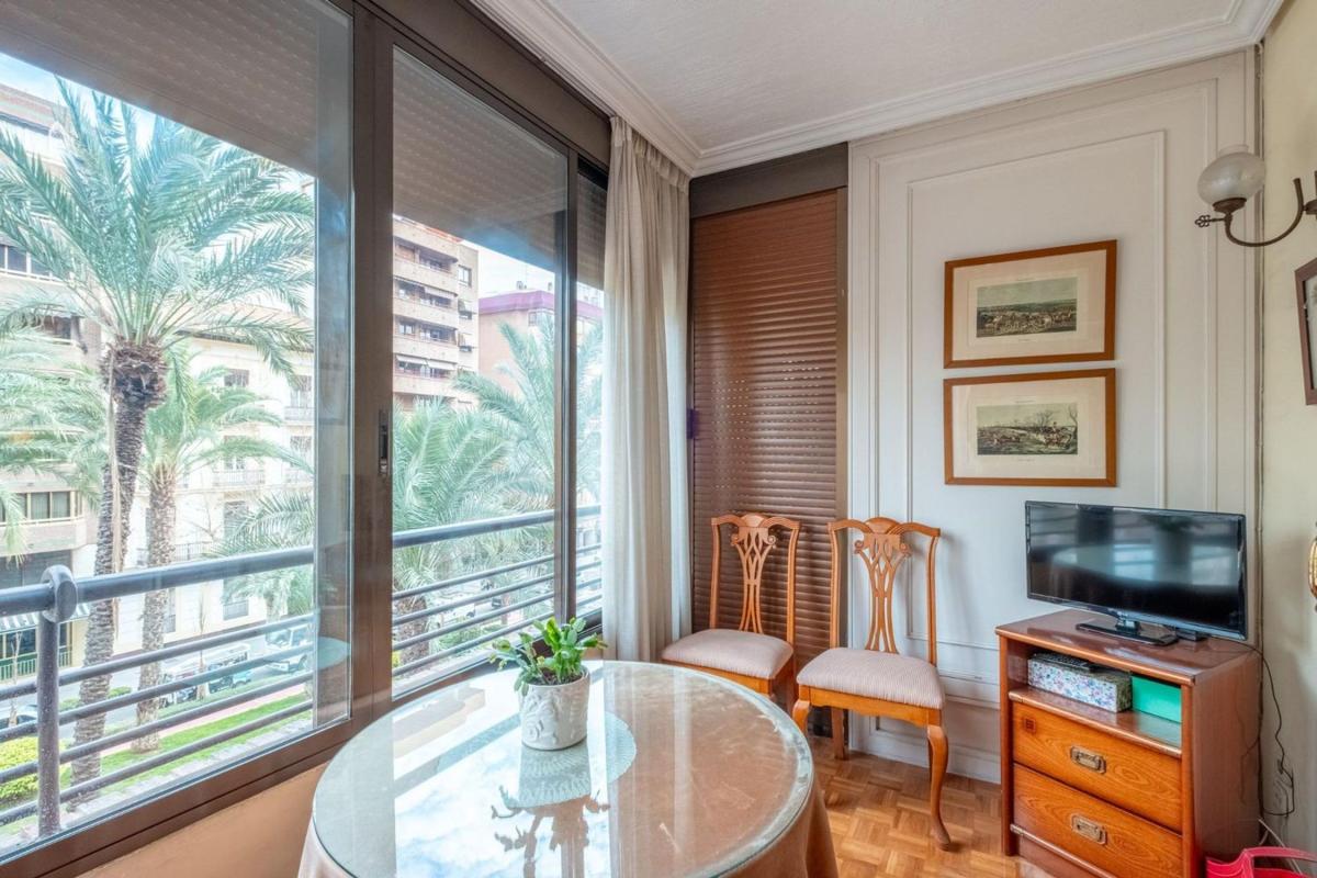 Sale of apartment in Piso en Avenida del Doctor Gadea, Ensanche-Diputación, Alicante / Alacant, Alicante
 photo 3