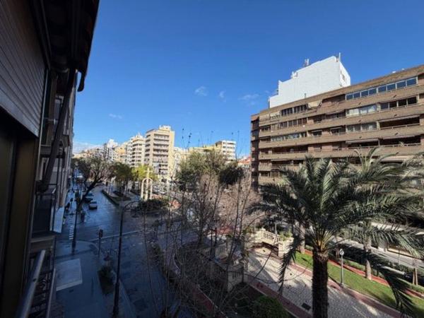 Sprzedaż mieszkania w Piso en Av Dr Gadea, Ensanche-Diputación, Alicante / Alacant, Alicante / Alacant
photo 1