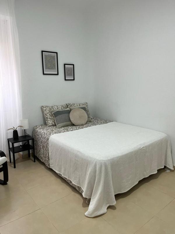 Venta de piso en Piso en Calle de Sant Mateu, 9, Plà del Bon Repòs-La Goteta, Alicante / Alacant, Alicante / Alacant
photo 3