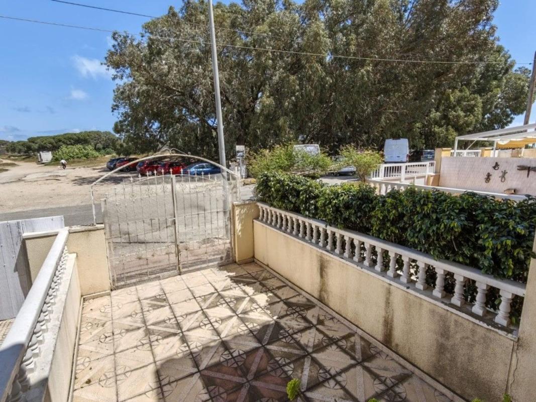 Продажа дуплекса на Dúplex en Calle la Serviola, Urbanizaciones, Guardamar del Segura, Гуардамар-дель-Сегура photo 3