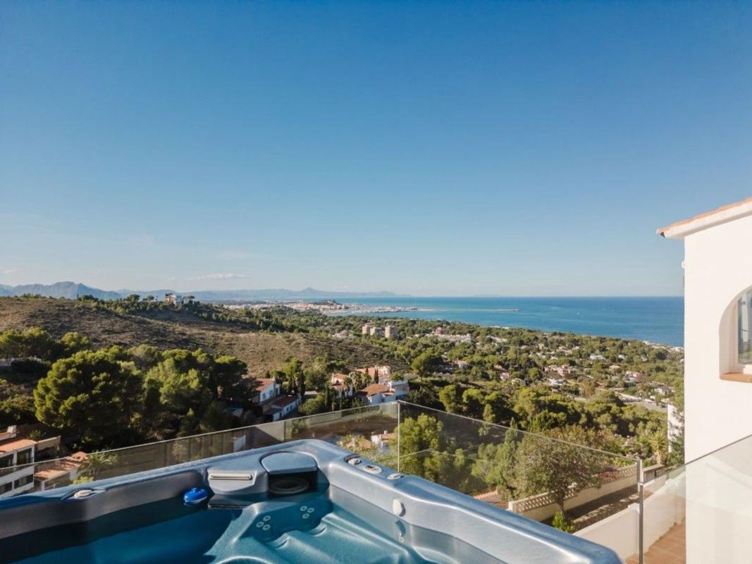 Properties for sale and rent in Spain photo 4