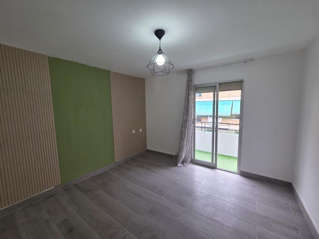 Продажа квартиры на Piso en Calle Músico Torres Climent, Virgen del Remedio - Parque lo Morant, Alicante / Alacant, Аликанте / Алакант
photo 4