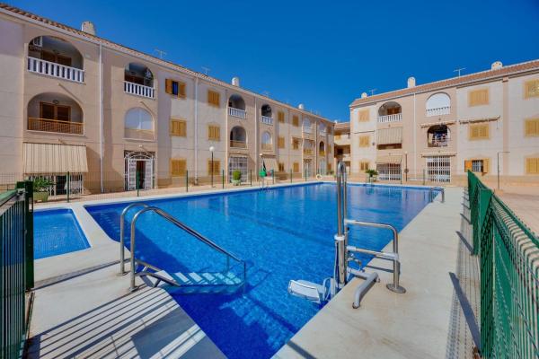 Sale of flat in Piso en Calle Urbano Arregui, El Acequión, Torrevieja, Torrevieja
photo 1