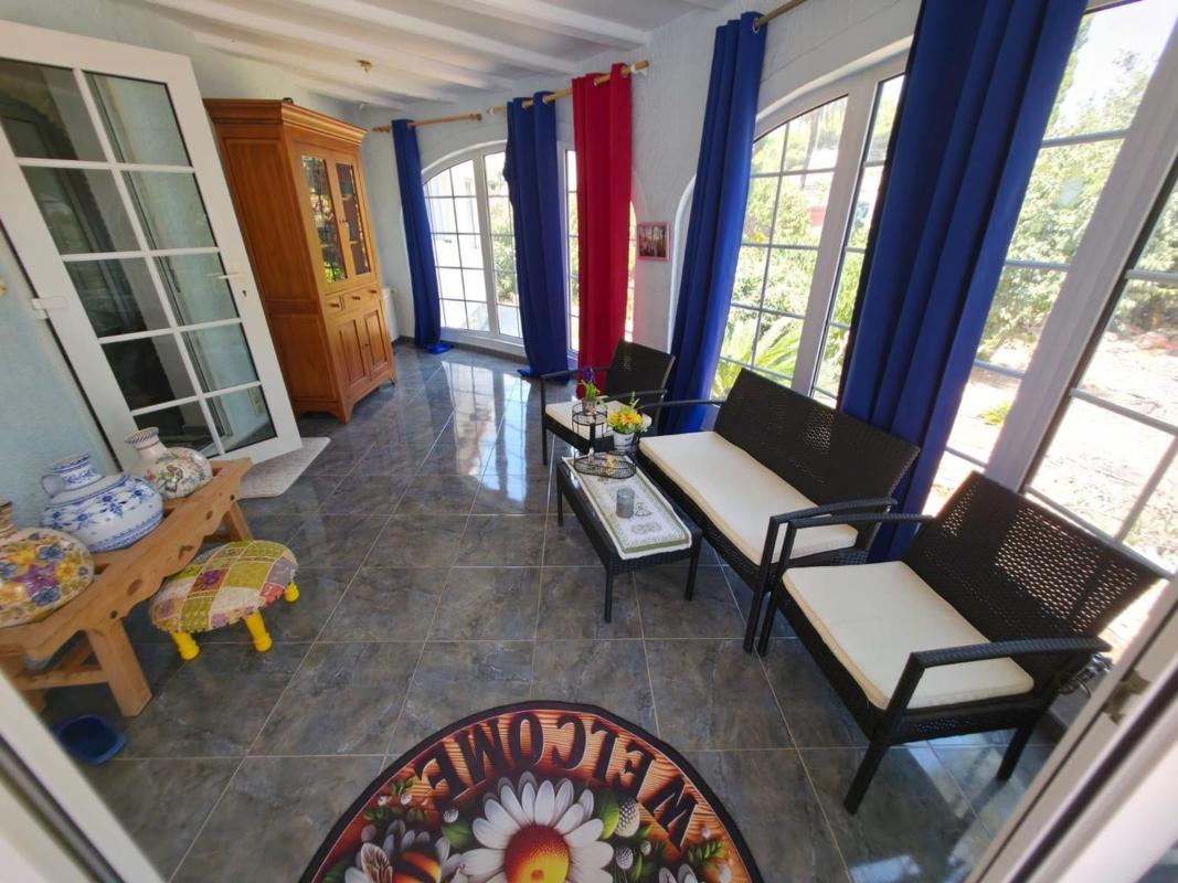 Properties for sale and rent in Spain photo 4