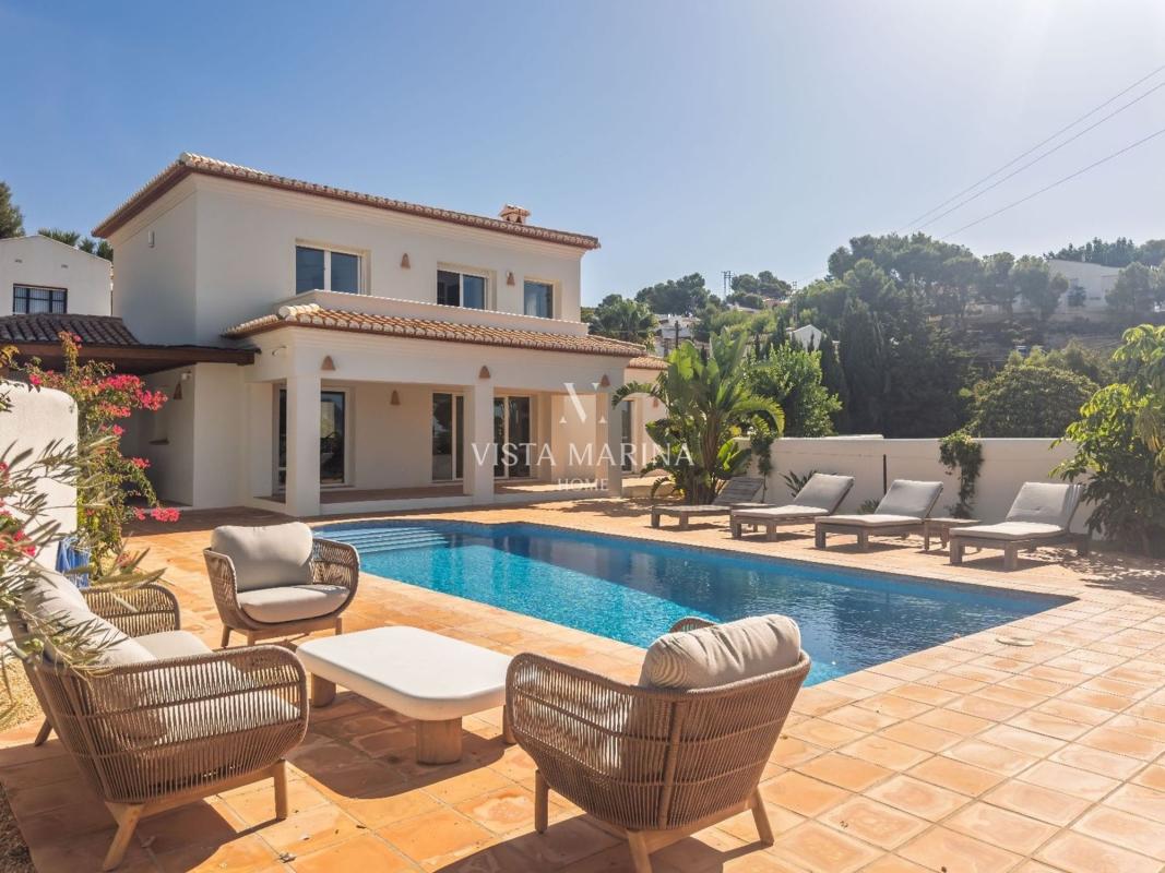 Sale of independent chalet in Casa o chalet en Cala Advocat - Baladrar, Benissa, Benissa
photo 1