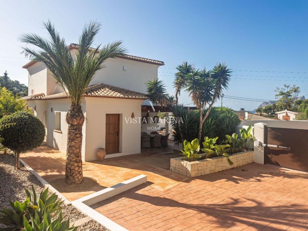 Sale of independent chalet in Casa o chalet en Cala Advocat - Baladrar, Benissa, Benissa
photo 3