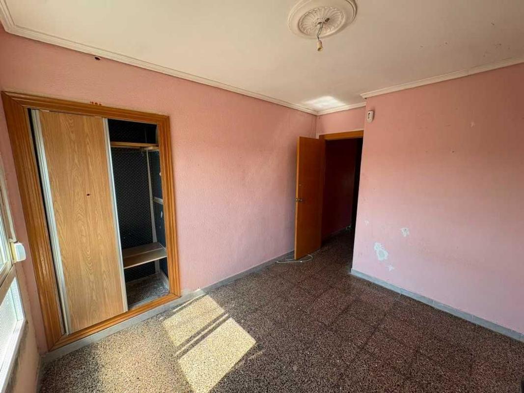 Venta de piso en Piso en Calle Benimantell, Juan XXIII, Alicante / Alacant, Alicante / Alacant
photo 4