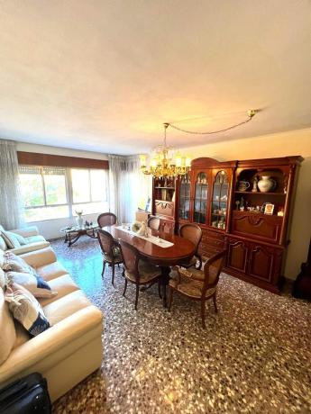 Sale of flat in Piso en Calle Maestro Francisco Casanovas, Antonio Machado, Torrevieja, Torrevieja
thumbnail 2