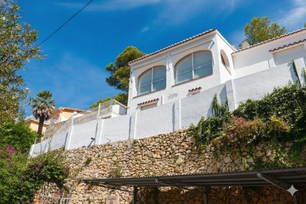 Частный шале на продаже в Casa o chalet en Les Rotes/Las Rotas, Denia, Дения thumbnail 3