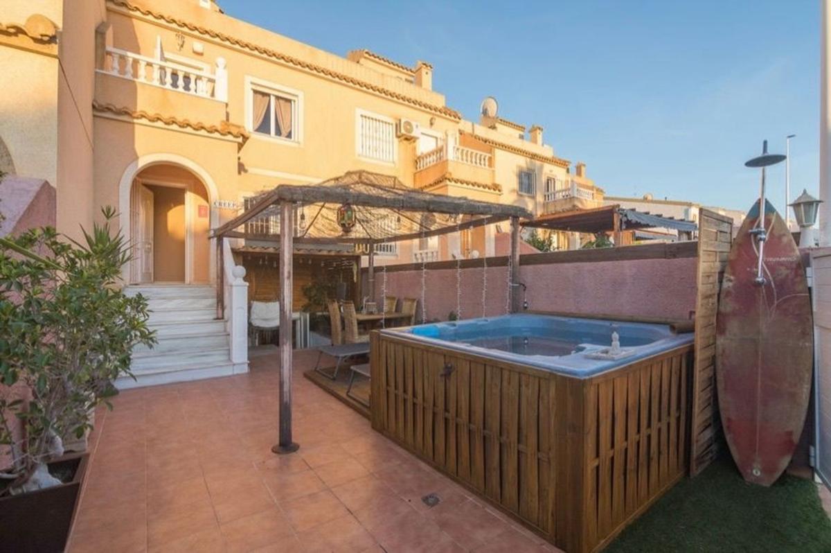 Propiedades en venta y alquiler en España photo 2