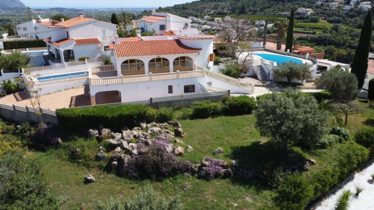 Sprzedaż niezależnego domku jednorodzinnego w Casa o chalet en Orba, Orba photo 3