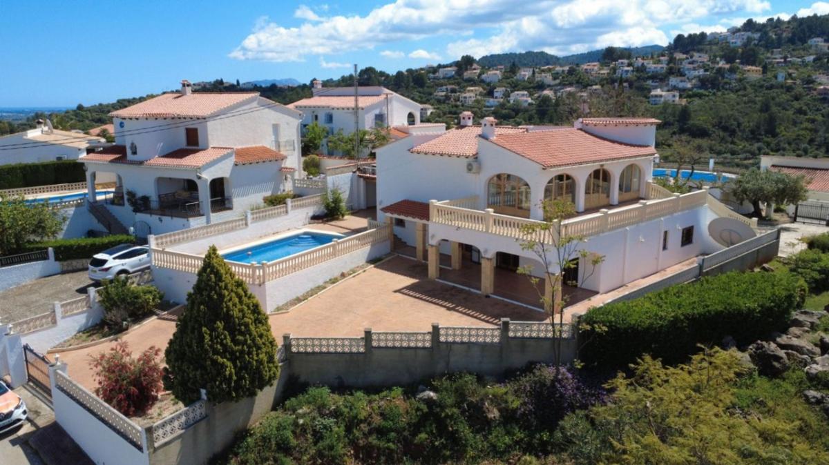 Sprzedaż niezależnego domku jednorodzinnego w Casa o chalet en Orba, Orba photo 4