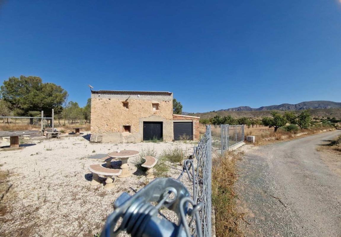 Propiedades en venta y alquiler en España photo 2