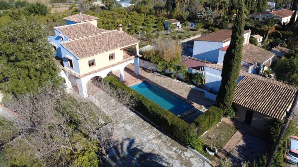 Sale of independent chalet in Casa o chalet en Orba, Orba
photo 1