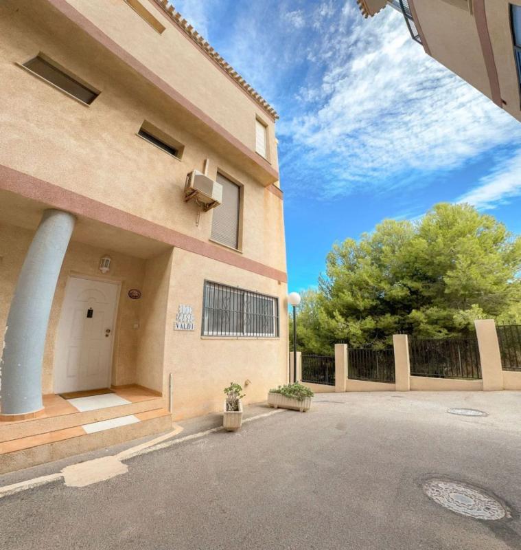 Sale of apartment in Piso en La Zenia, Orihuela, Orihuela
photo 1