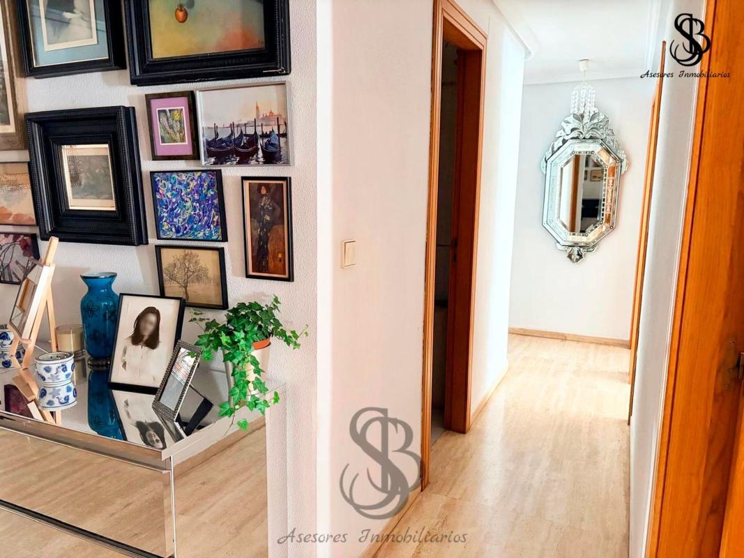Продажа квартиры на Piso en Avenida Oscar Espla, Ensanche-Diputación, Alicante / Alacant, Аликанте / Алакант
photo 5